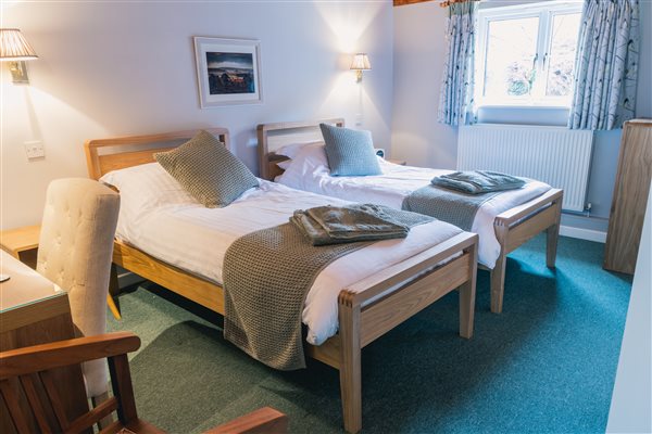 Room 2 standard twin beds